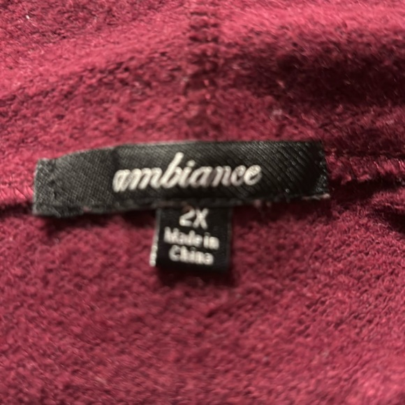 Hooded sweatshirt by ambiance - maroon, white and black color blocks size 2x - Picture 3 of 4